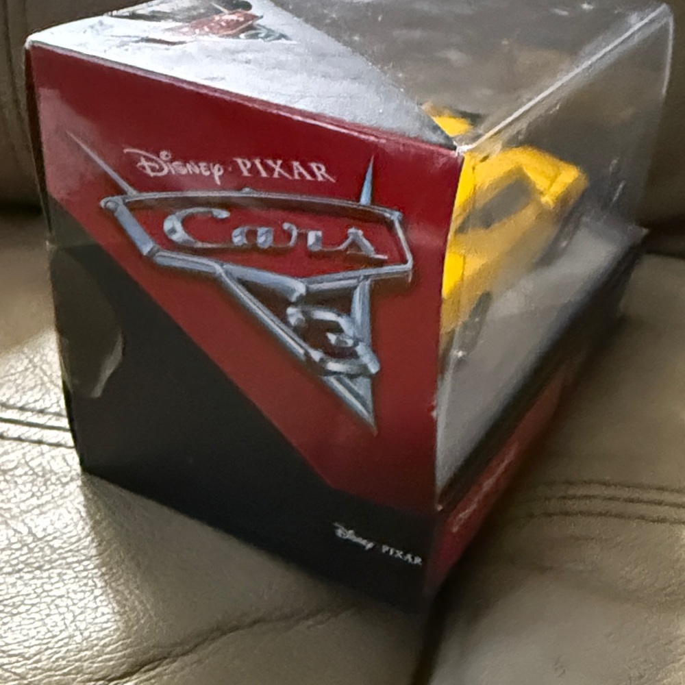 Disney Cars Cruz Ramirez Yellow Die-Cast Vehicle - Picture 4 of 6
